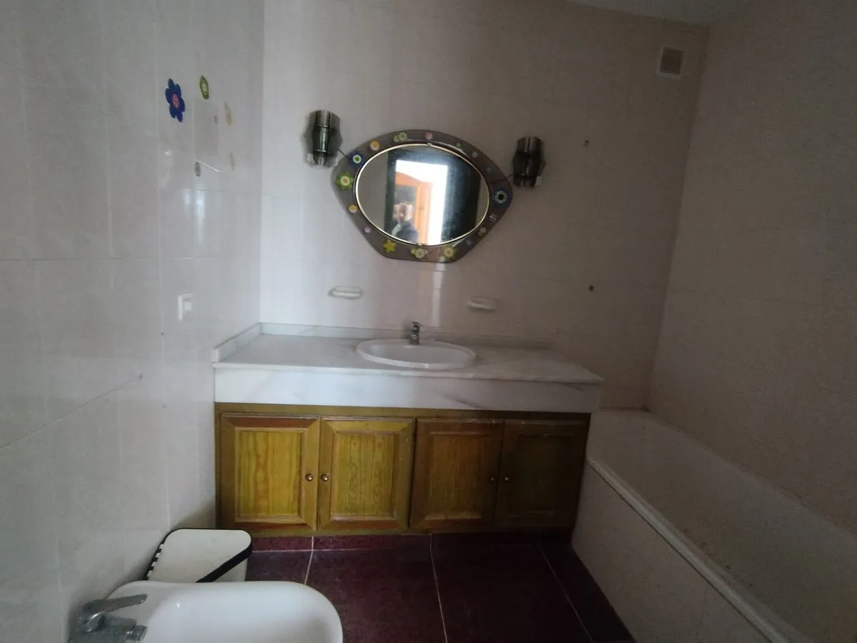 10b1506b-40dd-4242-9950-8afaf83db9cc