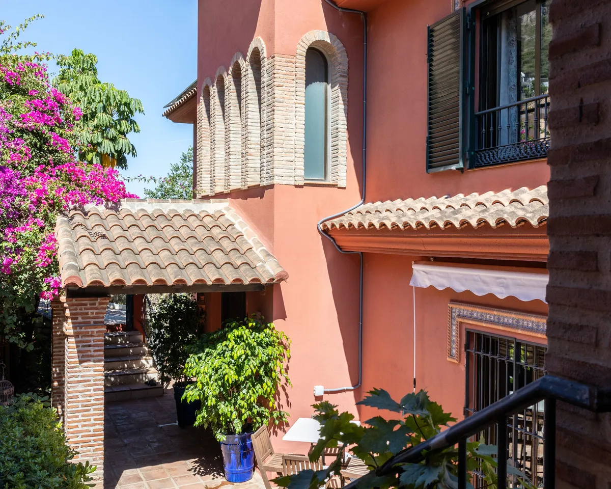 30a5bc0d-439d-461f-bf72-7355226e8863