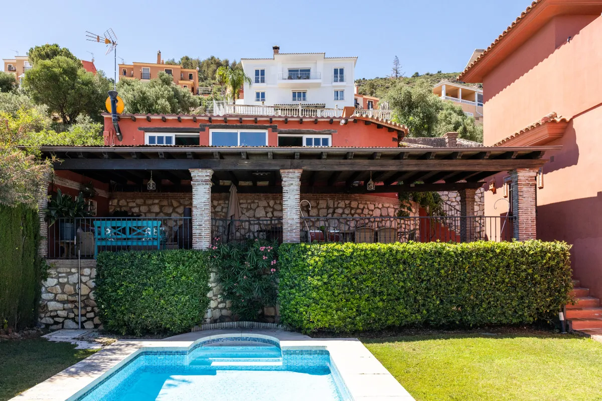 454329b8-af66-4f2f-b58c-aae4480e2bb2