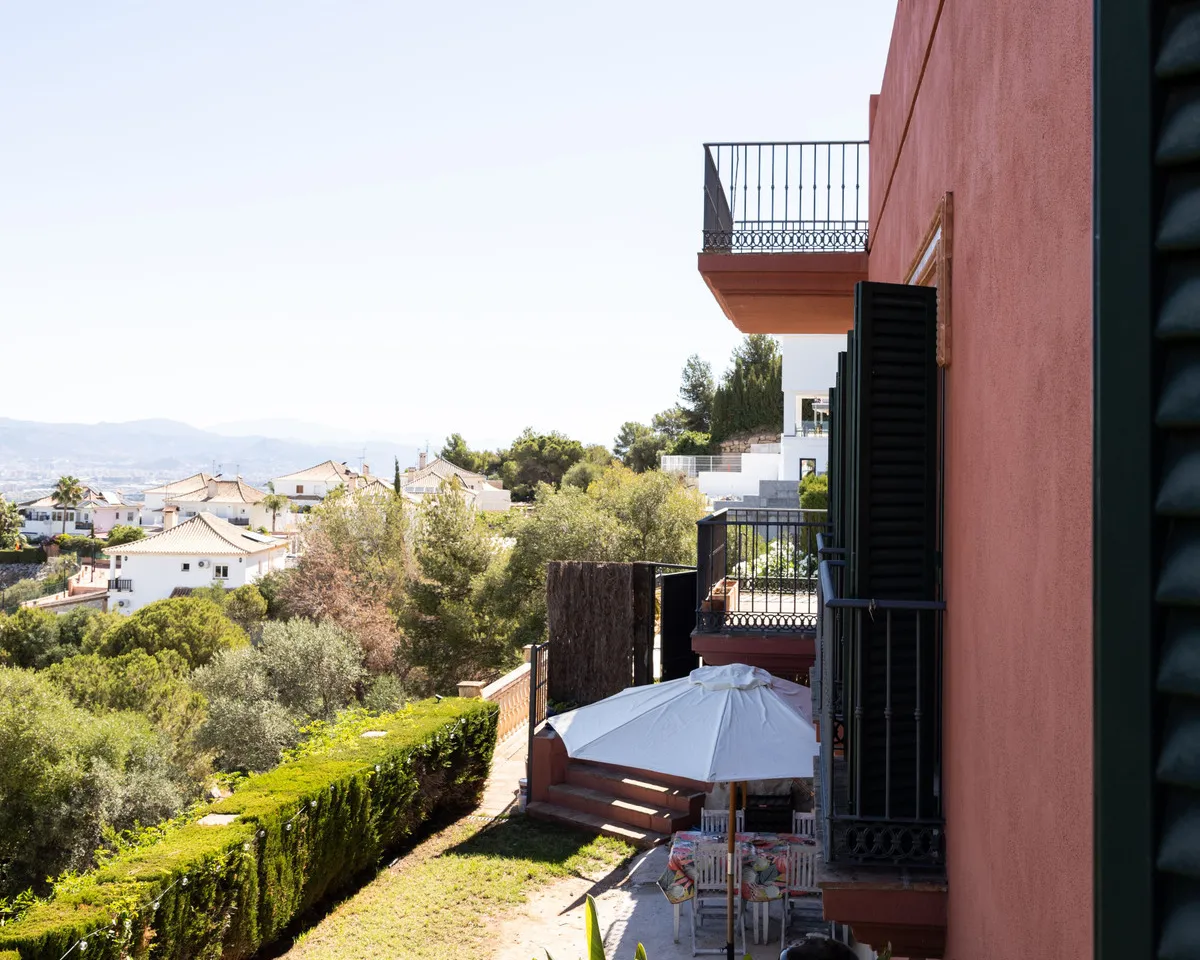 63ea6955-6300-4767-a43f-1bd0b77d2e29