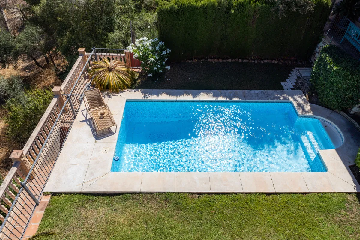 995e5245-839e-4301-a6b8-7885abb66e10