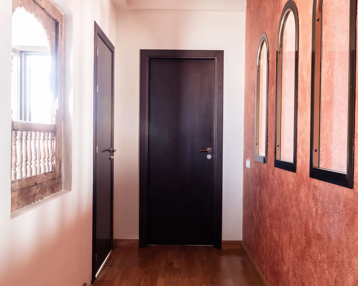 d394108b-f7df-4468-a163-12953d8ec4a9