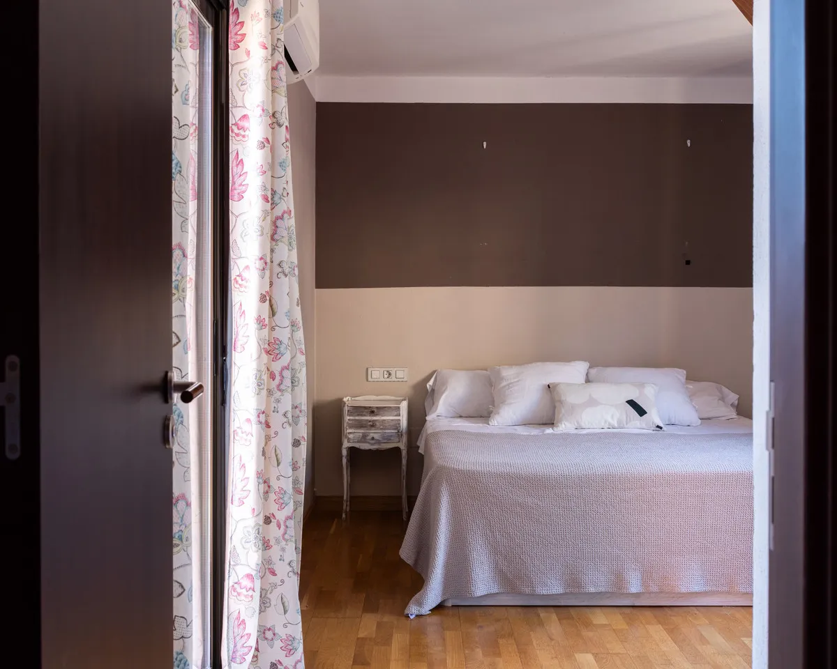 d6b9314e-2dbe-4efe-aa8e-51d6e856ebcd