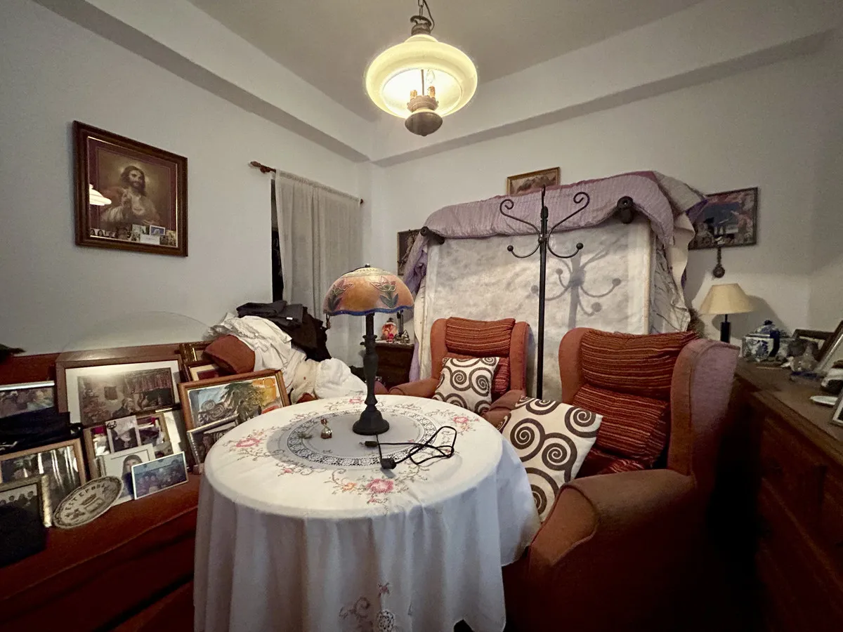 d1677769-730d-4fe6-ab72-0aff9d8f18eb