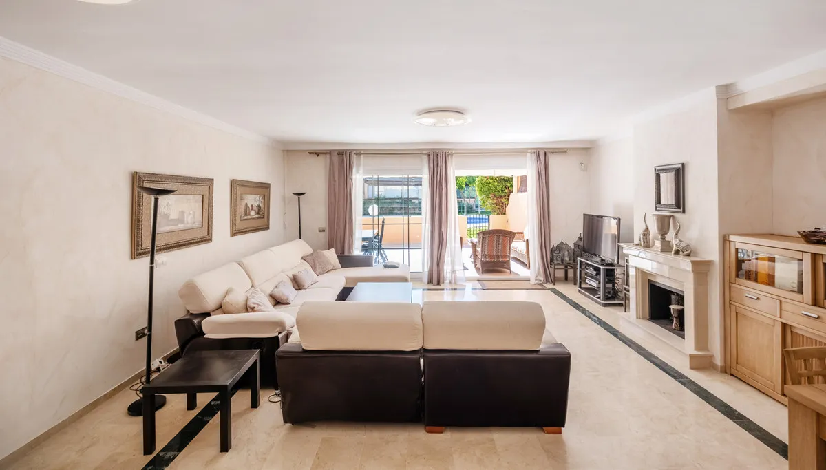 14c1a9b0-5a96-492a-a96a-27a78234aeed