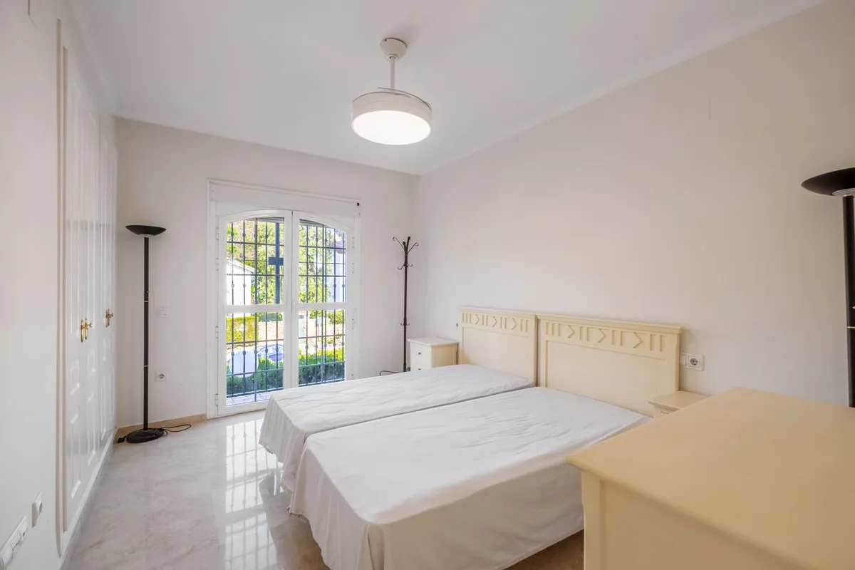 a627ca20-b1a9-4e16-a0bb-1a51119e0634