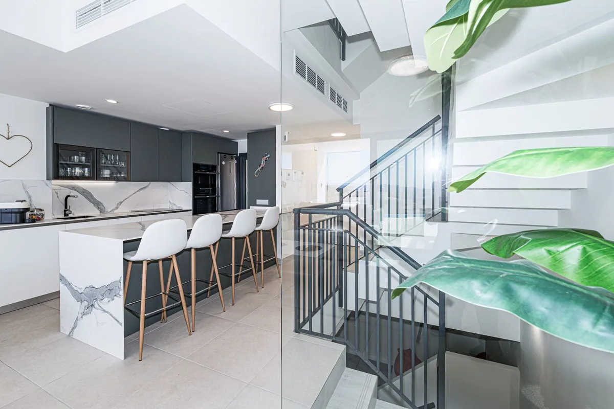 1545cb93-7e38-436c-91e8-242501d7dd9e