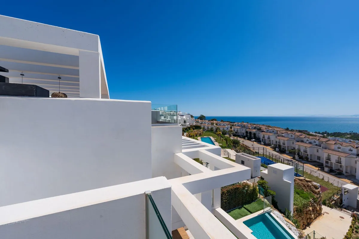 18a69b6a-9241-4021-a06a-6cb7dfae35d8