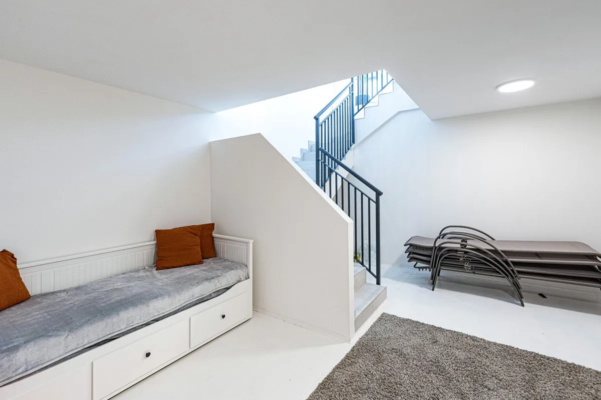 34d72532-f14d-445a-bf67-efc1d68306f2