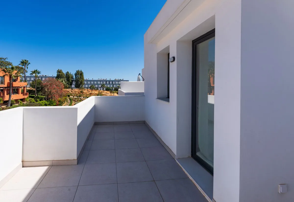 6d3504f2-81ca-4642-9fcd-272abb9ad42c