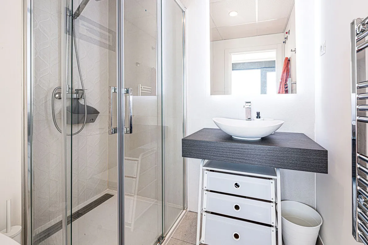 b1968e48-9164-497f-85e1-ac6ad79cea42