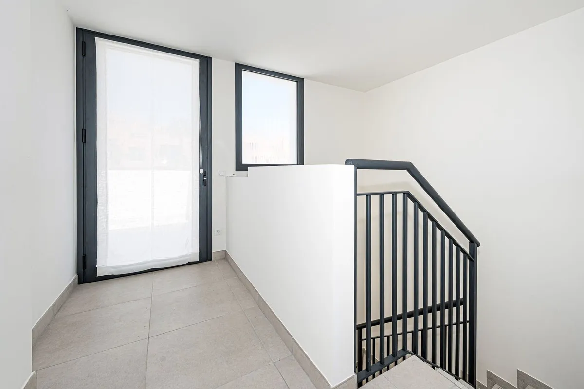 fcbe1d35-43f5-420f-ab6f-cc0bcbb42f18