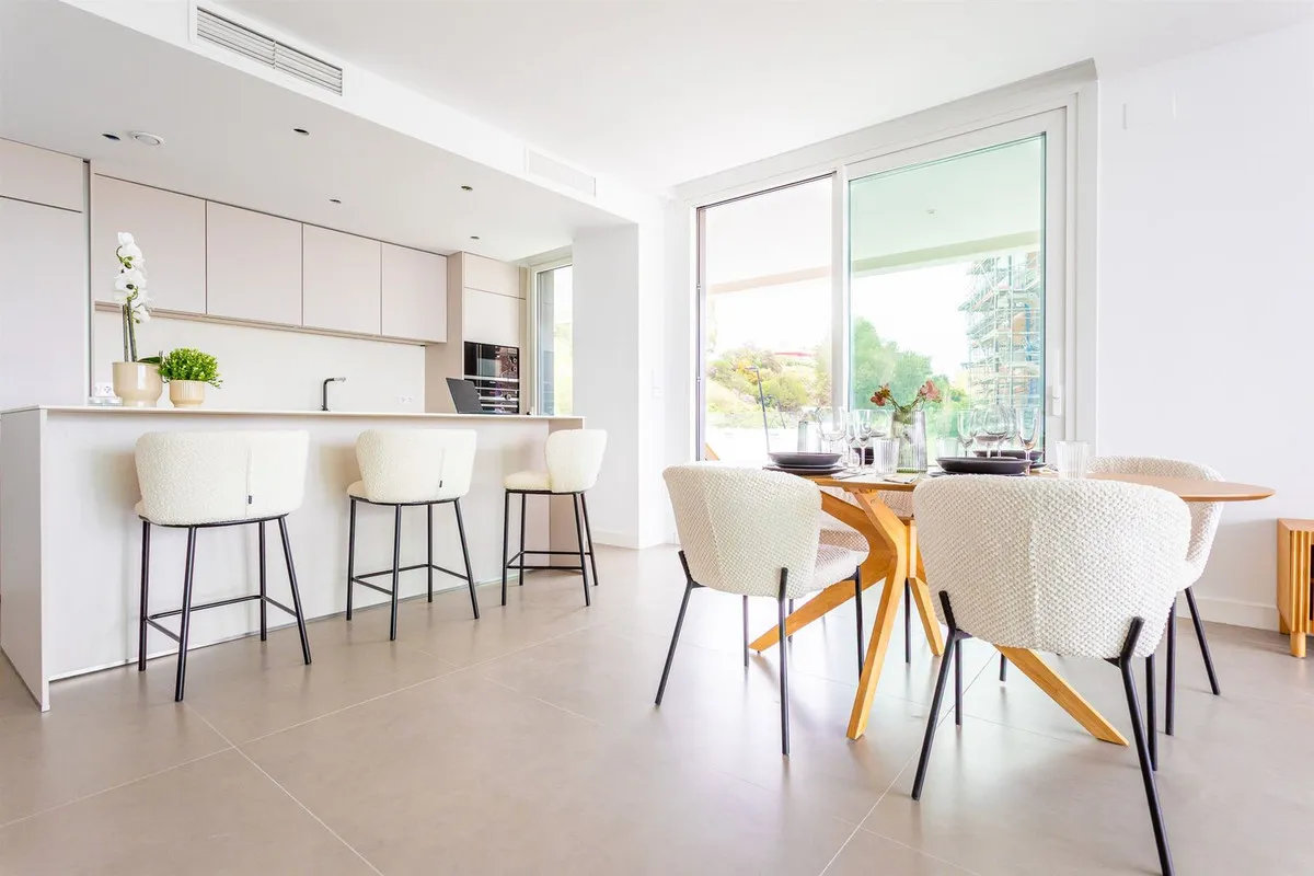 0aeb7004-dc09-45da-9d76-7eba908817ee