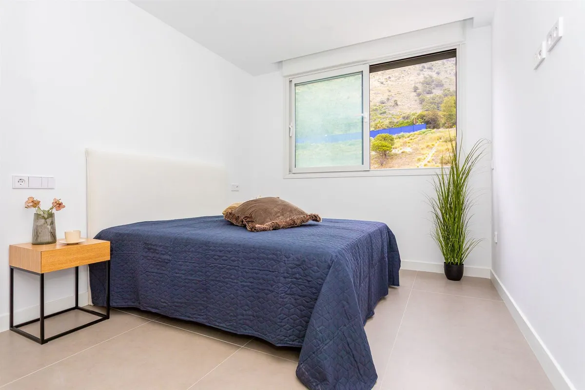 1e020755-d0ae-4597-b784-8b07484c4135