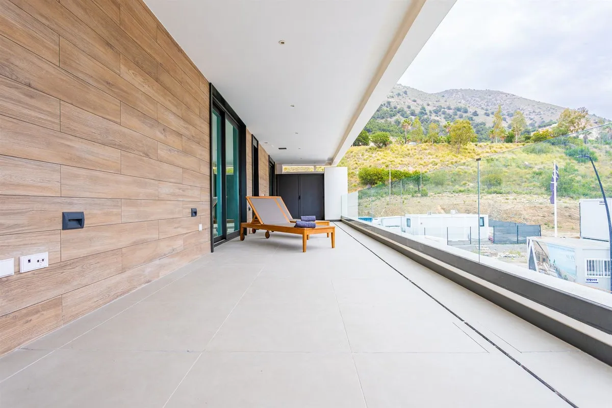 83d4e280-3012-4a47-a236-3e225df0ebb8