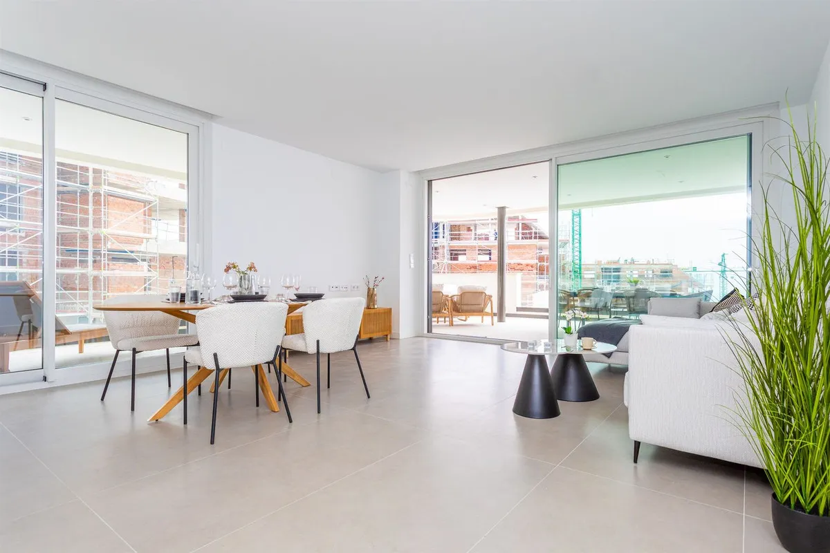 9e552409-deb6-4ca1-b43b-d942a52a543b