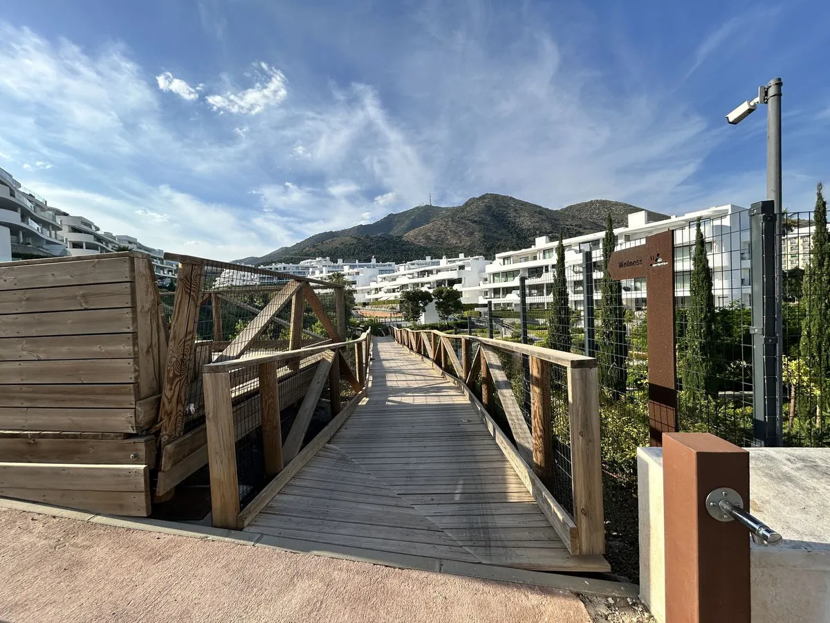 52d34855-5c65-43c4-9fc1-f3dfbe18bff9