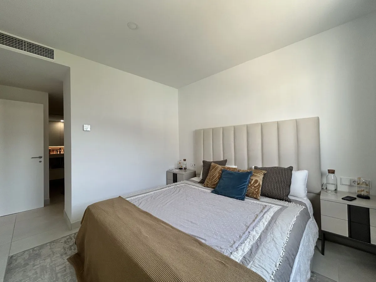 a729fb56-1579-47db-8ac1-ecb5911d1aba