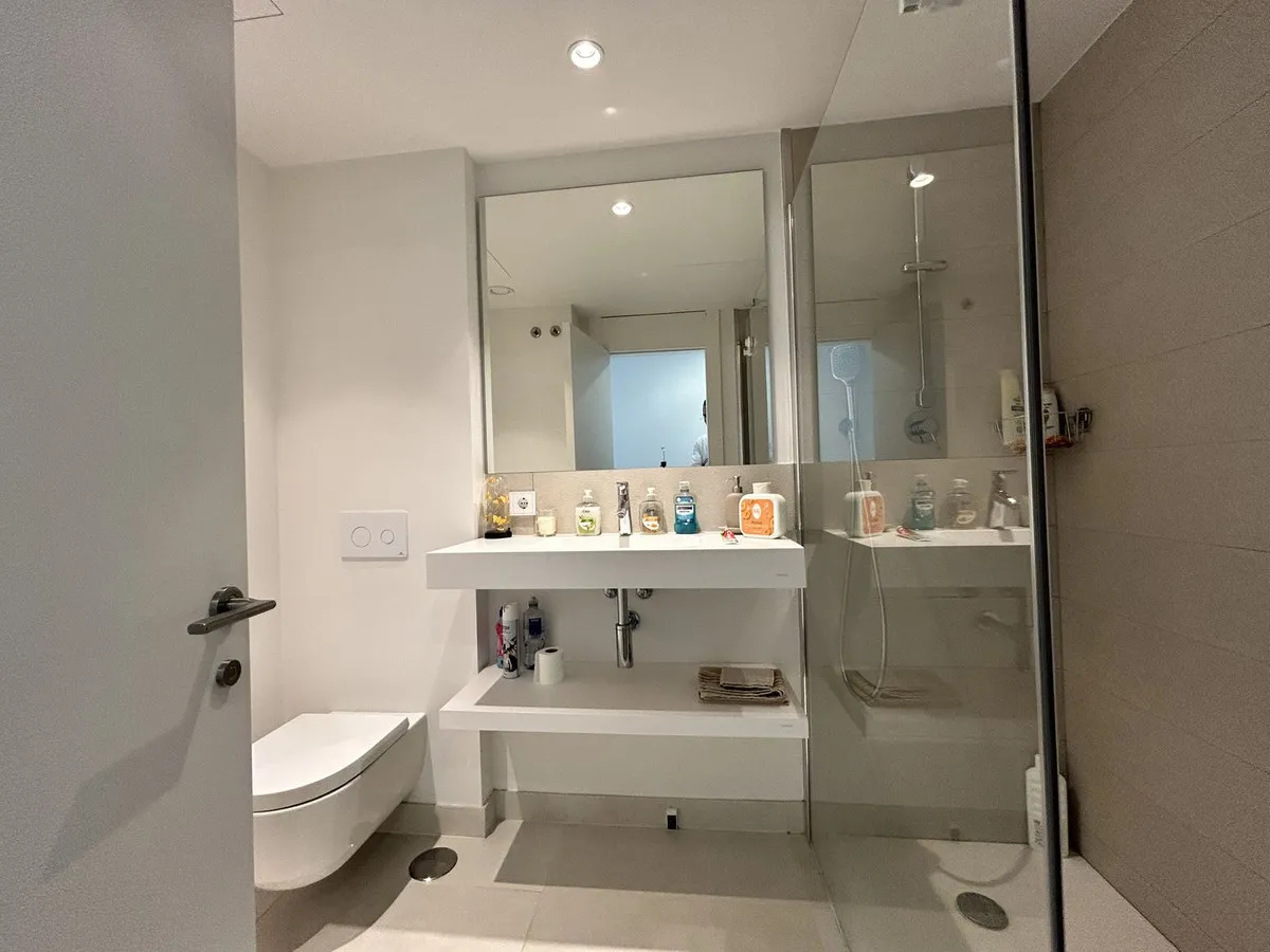 de082004-1a55-4f58-b25f-45ab19ec0fc7