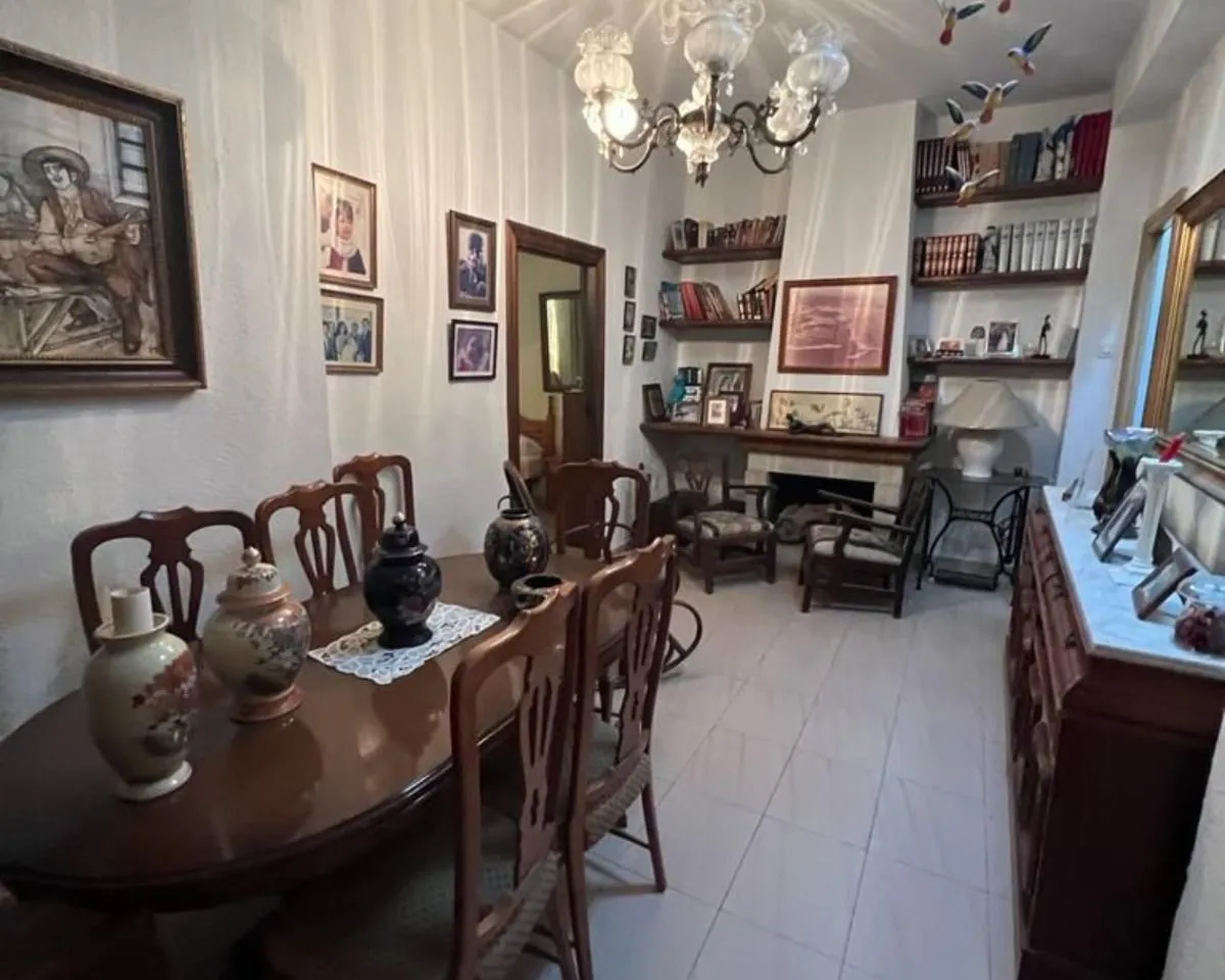 61f5df72-82d0-4fe8-948b-c48a5cfbdc80