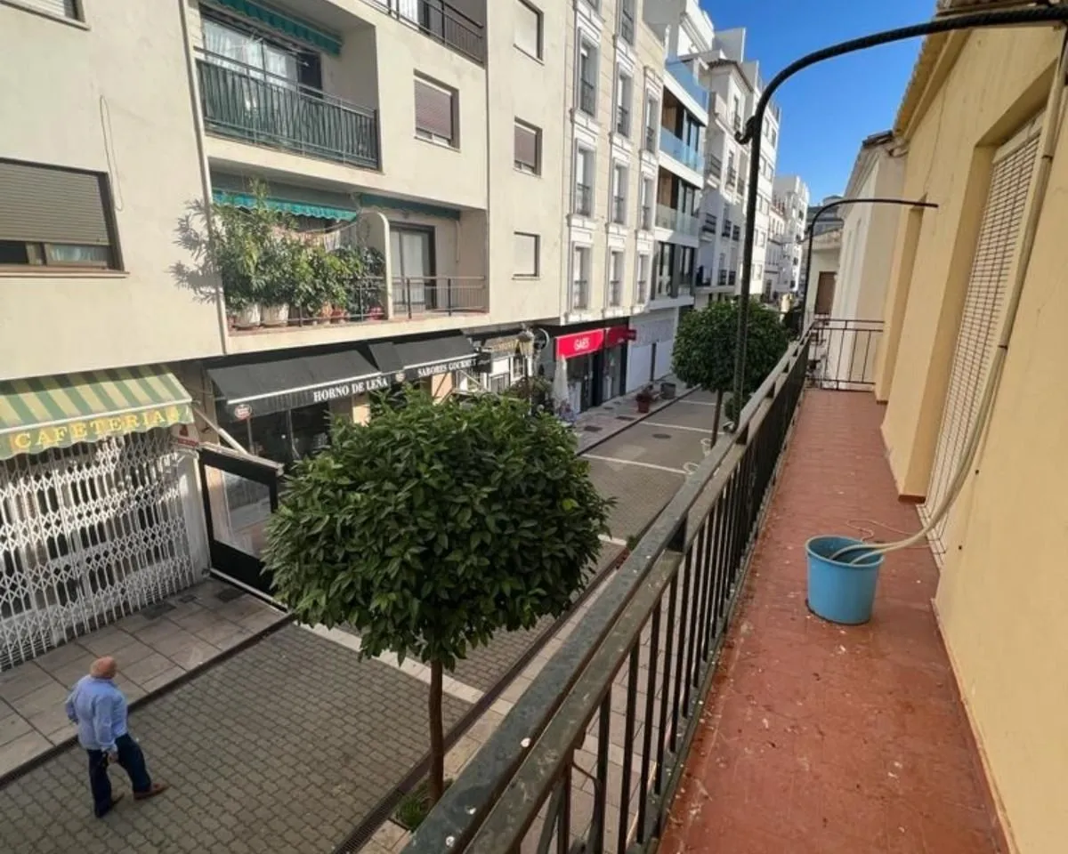 649dbb04-4858-494b-a652-b150788e480d