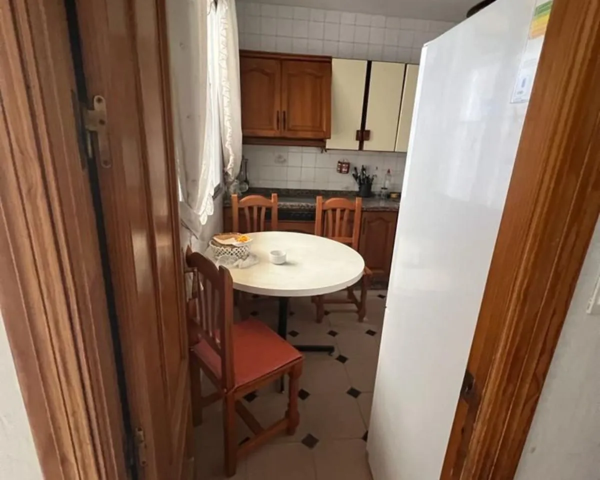 eadc3ac7-a0c9-4802-b24a-8f759469dd07