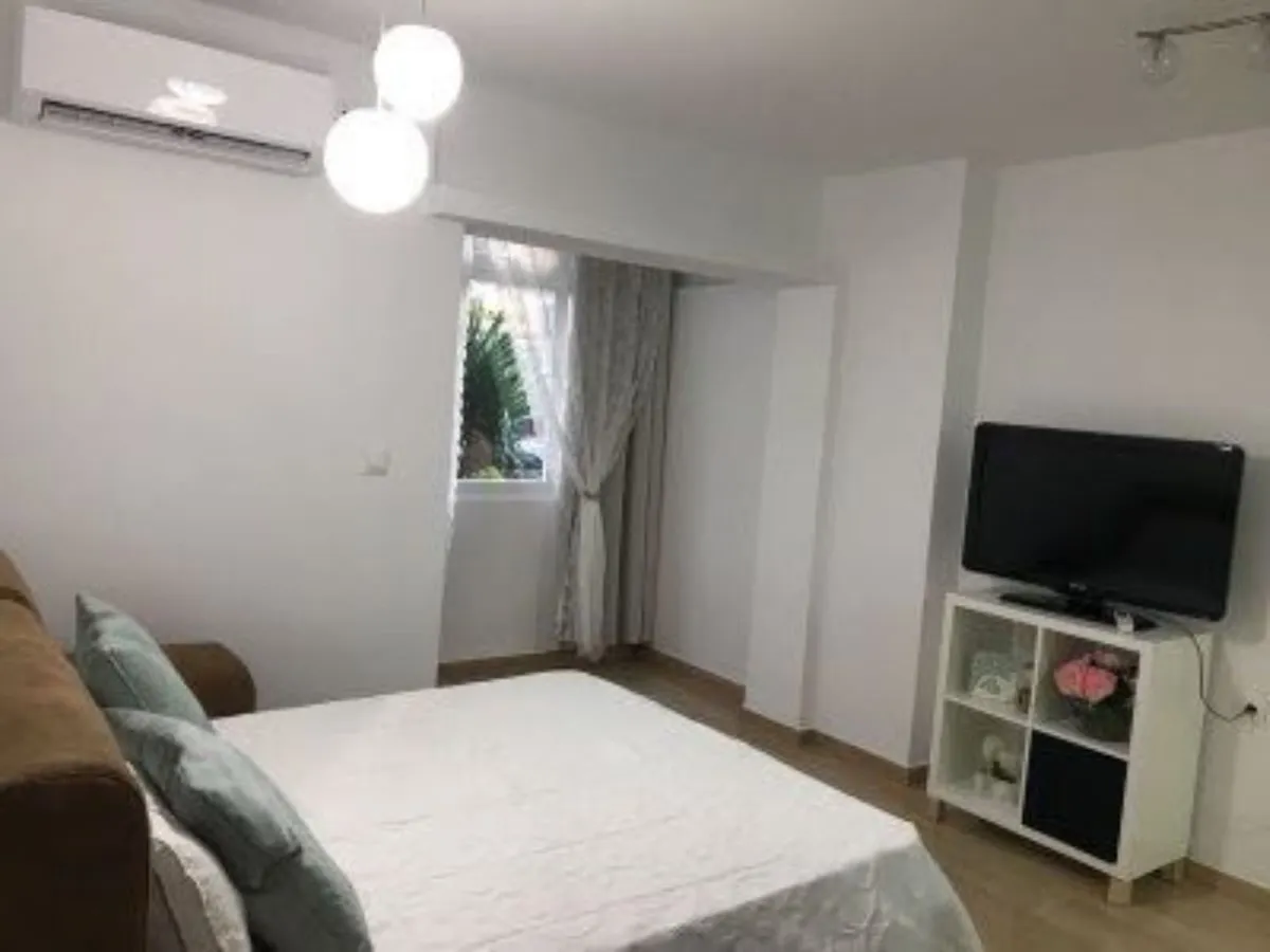 f8e55920-86b1-40f6-9033-b92d04fdb7b5