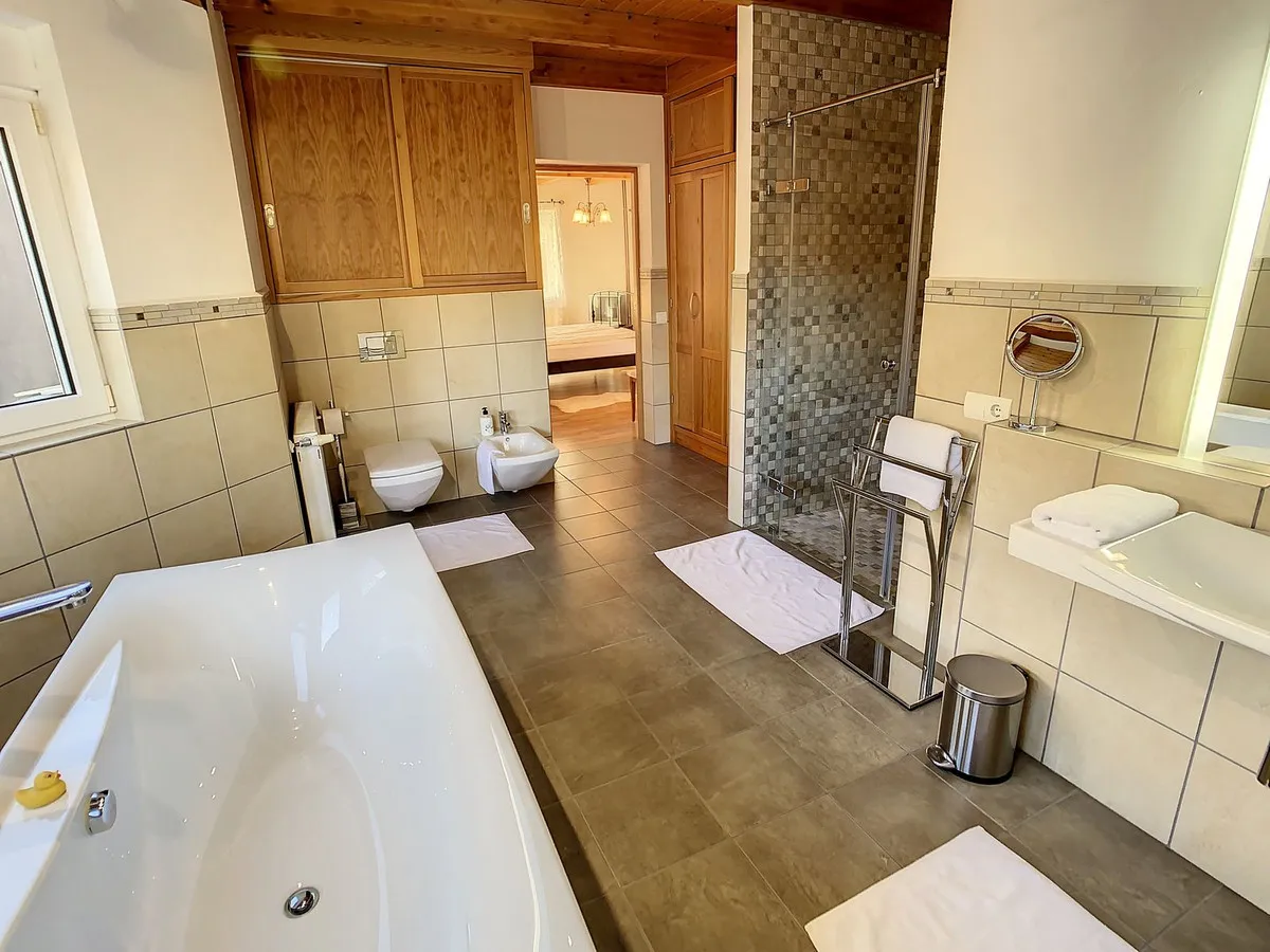 0bd6aa24-12e1-421d-b479-781f29c1f12e