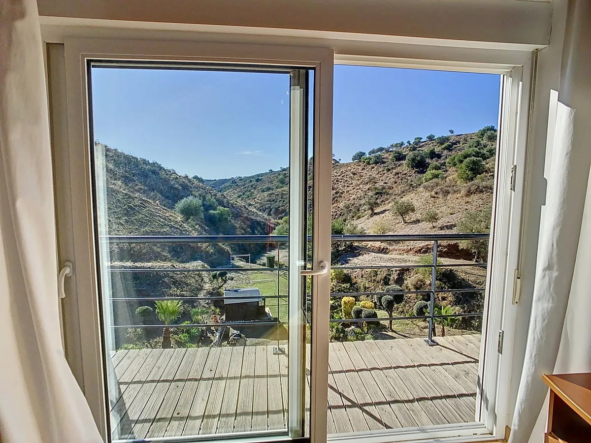 11084aa2-f1de-48f2-8ebe-dd7103825a90