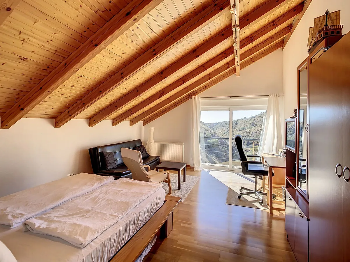 2136f897-729d-4630-9dd1-b98ace035a0e