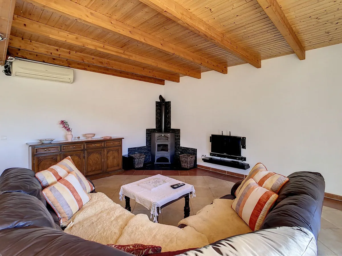 5db6942e-c8fd-41a1-b41b-174e36264446