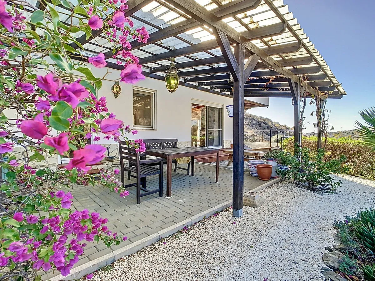 816f7674-8d6d-4961-93d5-faf25e3eee72