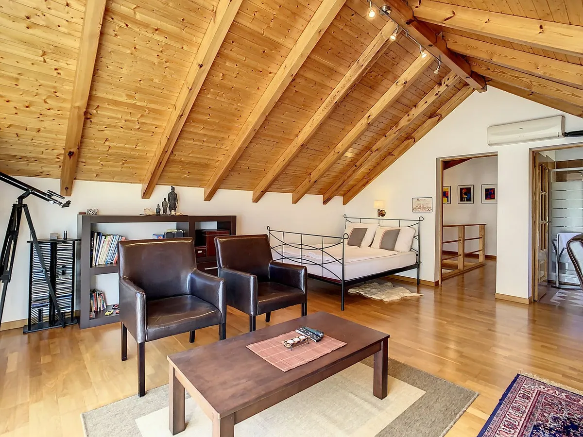 a1438b89-3889-4f01-befd-d3d902f165bf