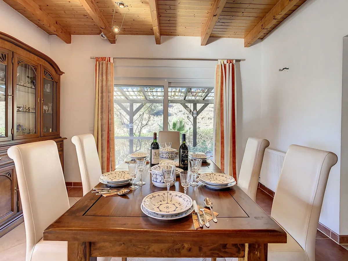 a80933e7-0bd6-425d-9c20-f298b4eec0e5