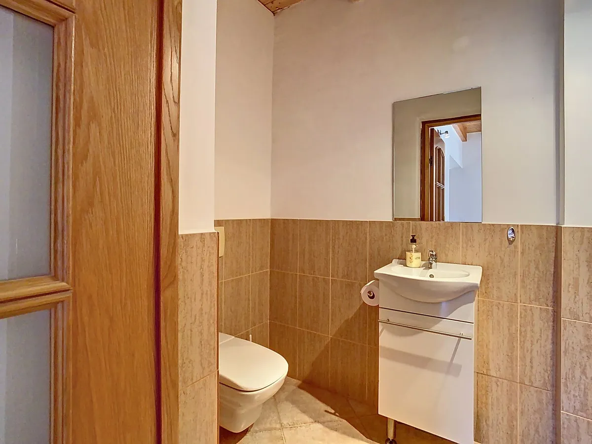 e924fca2-7c91-40fb-9cac-008734ffde59