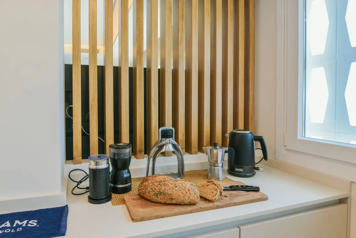 5c0d3724-204e-4058-8a67-8b841a2c97dc