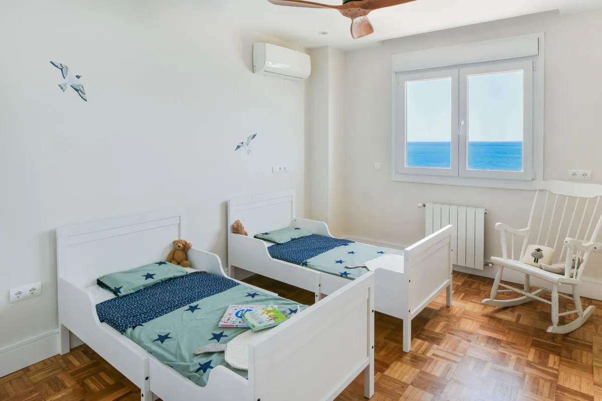 87f8da43-0b41-4e0c-b31a-a7261e69d5ea