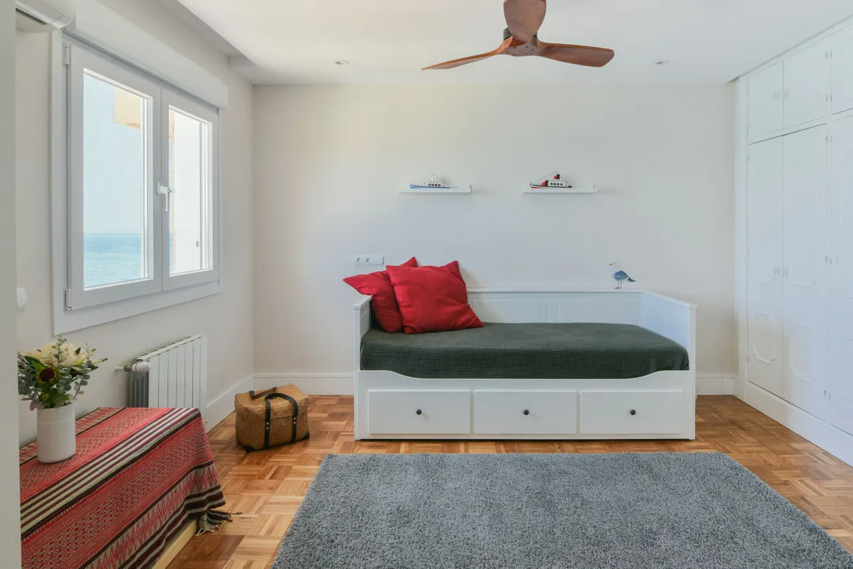 93077fbd-d3dc-4976-bfc7-0057b8fc7185