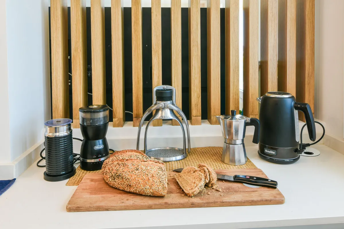 d4fbaef5-8a62-4863-84b1-d0c232a28eb8