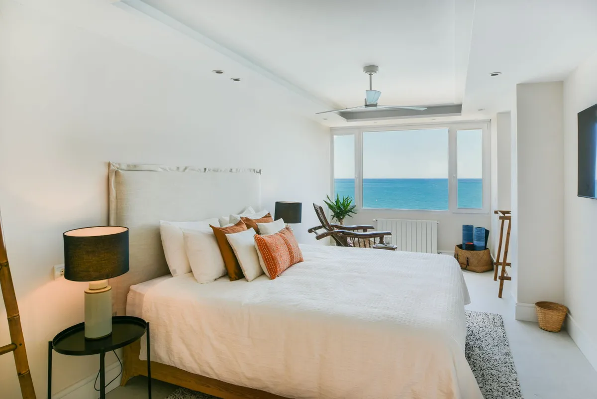 e167a325-8320-4d56-8437-de37873b0156