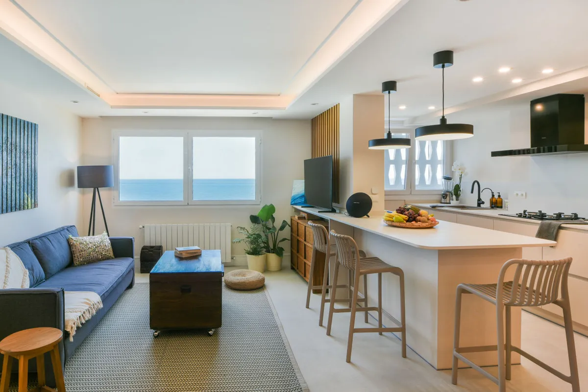 e5423499-3a43-4d09-bfeb-f8eb3ce3ef14