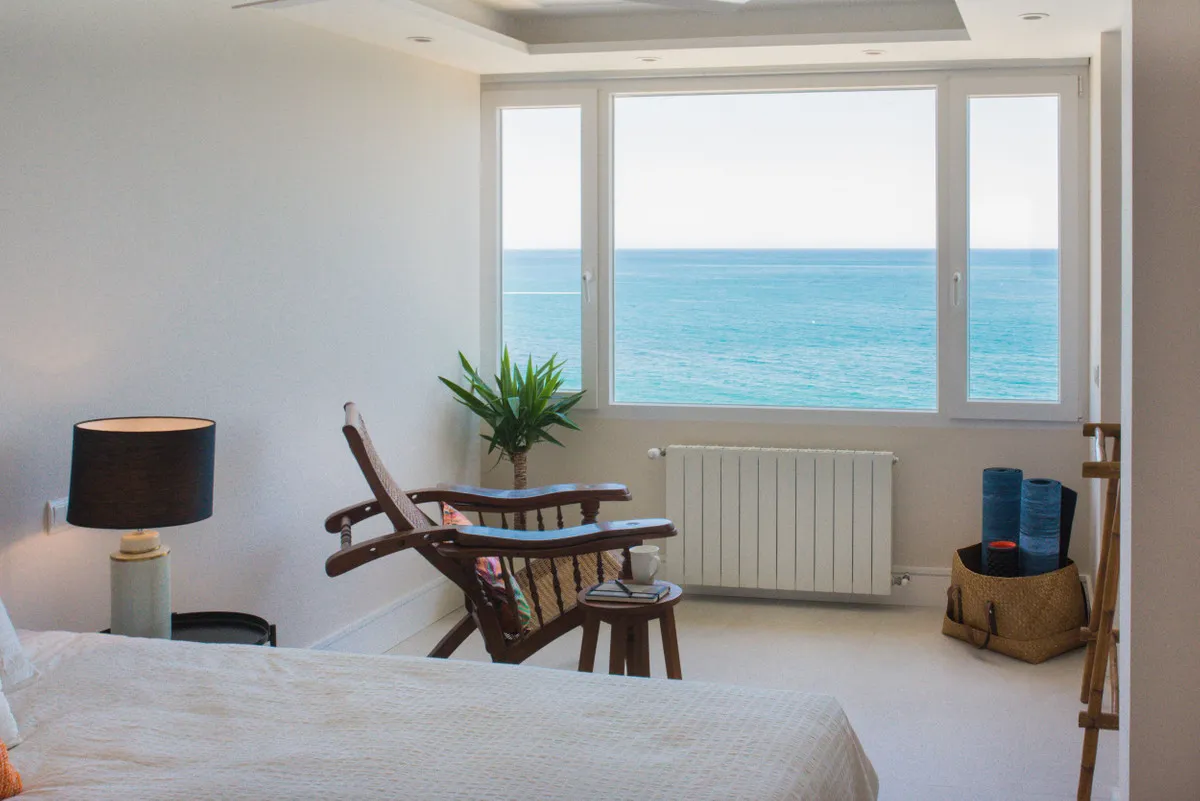 ffab08b7-dcf4-46e7-a726-e9917f0fe3fe