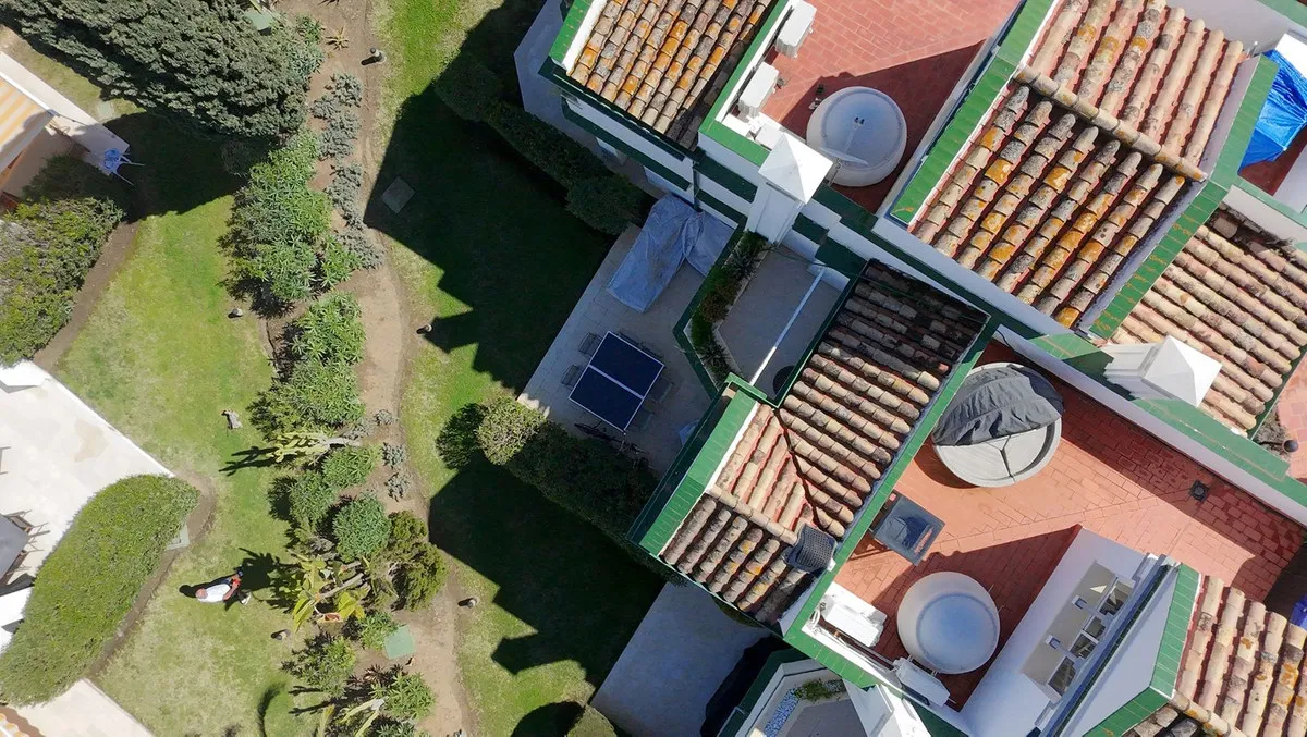 60c280a4-c171-4f34-b275-58473aa458fe