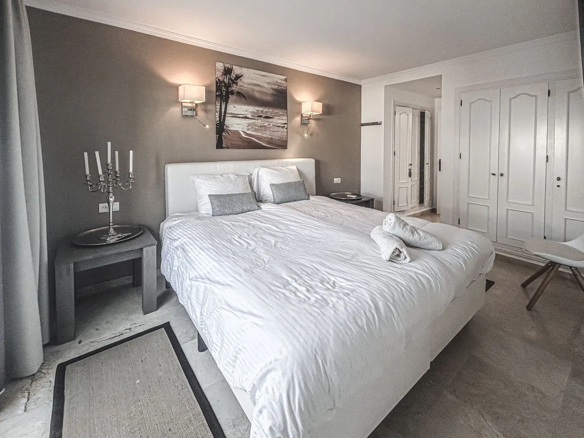 7a370d01-4df0-4237-a396-31c4decfe2b2