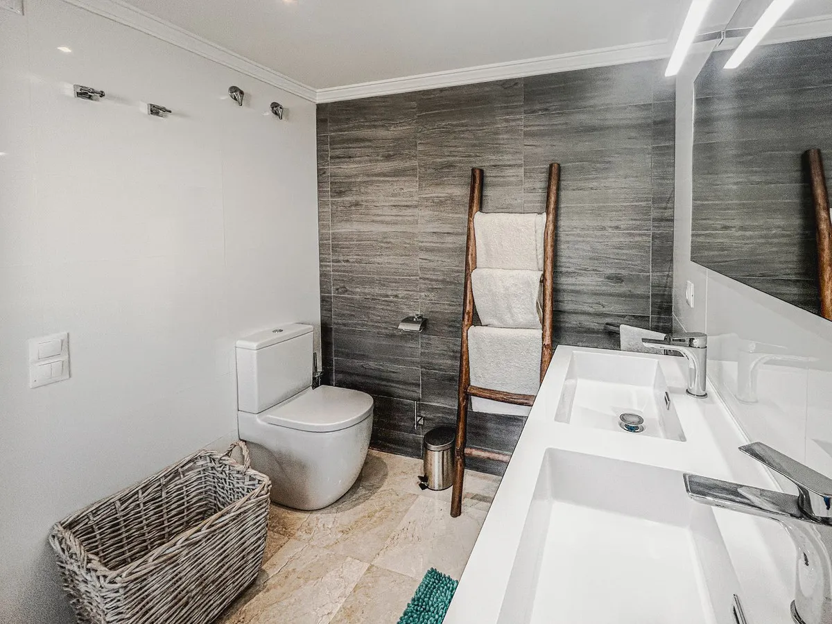 8249c6b2-3c15-4fdb-b7c0-6cdcb853c299