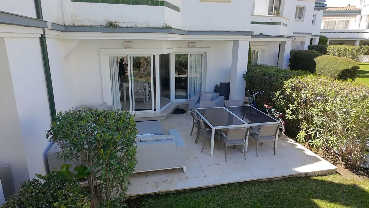 c75e3647-e552-48b4-a3b2-6e694db68a40