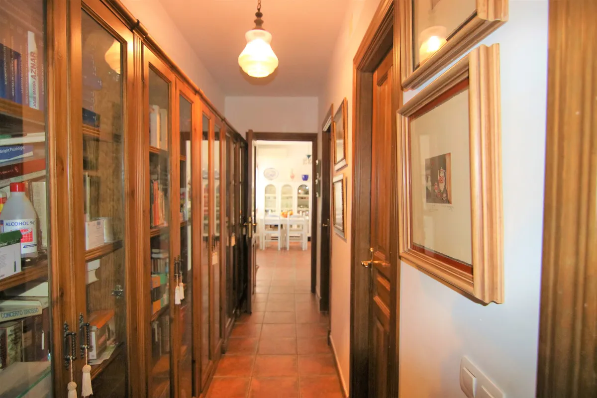 0e984ebc-c9d5-4b81-a385-c400081d2bd6