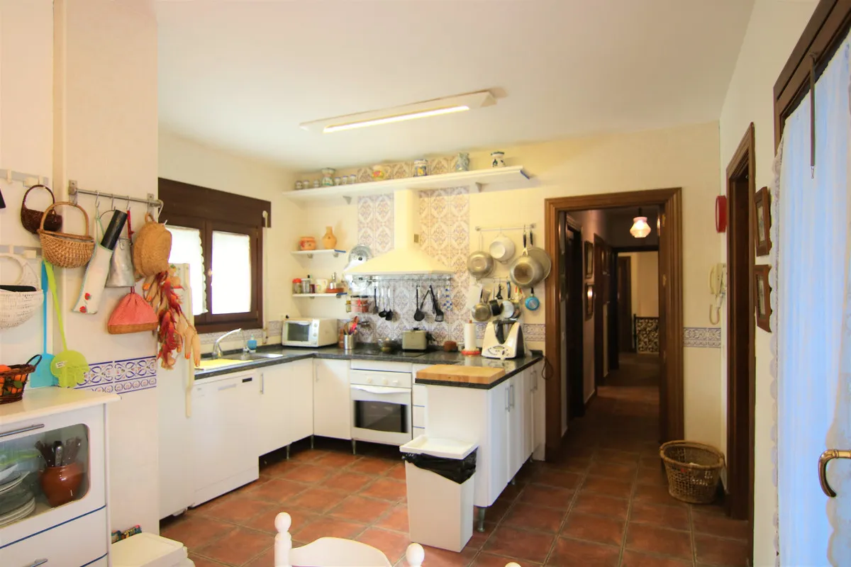 af084660-6570-4e7f-93e9-6d28e044a73a