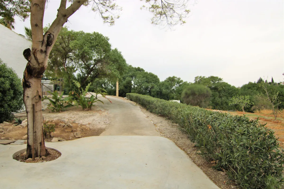 b4d03bc2-a3dc-4d7e-bc29-252536ae8c61