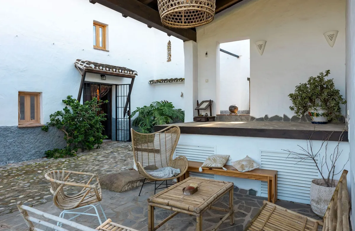 0f82e68a-ad0d-4359-a4fa-20ad670e2edb